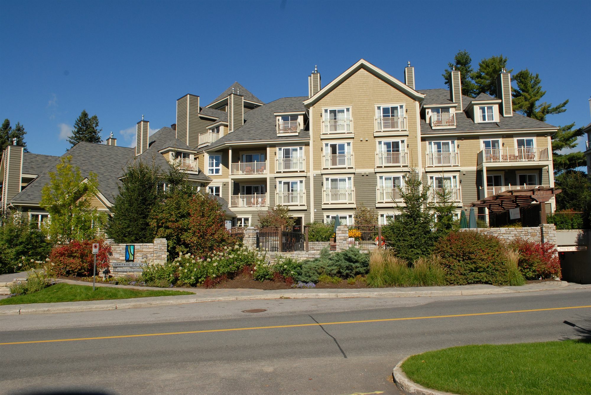 Ermitage Du Lac Mont-Tremblant Eksteriør billede